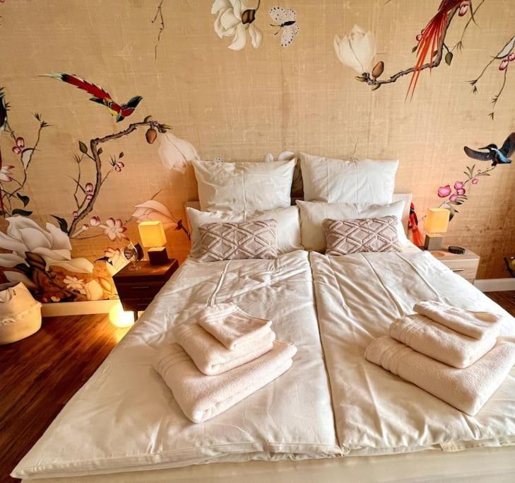 Bali Home Stylische Wohnung Mit Terrasse Schoenefeld Exterior photo